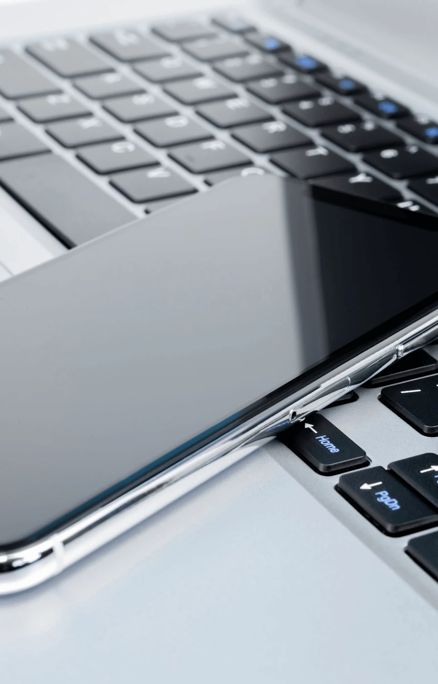 パソコンと携帯